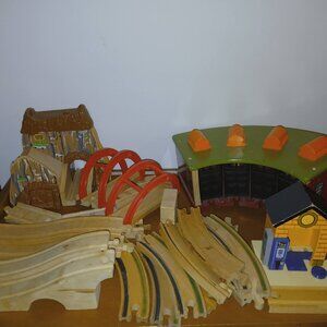 Thomas the Tank Engine Train Station Track Parts & Pieces Mine Gas Station